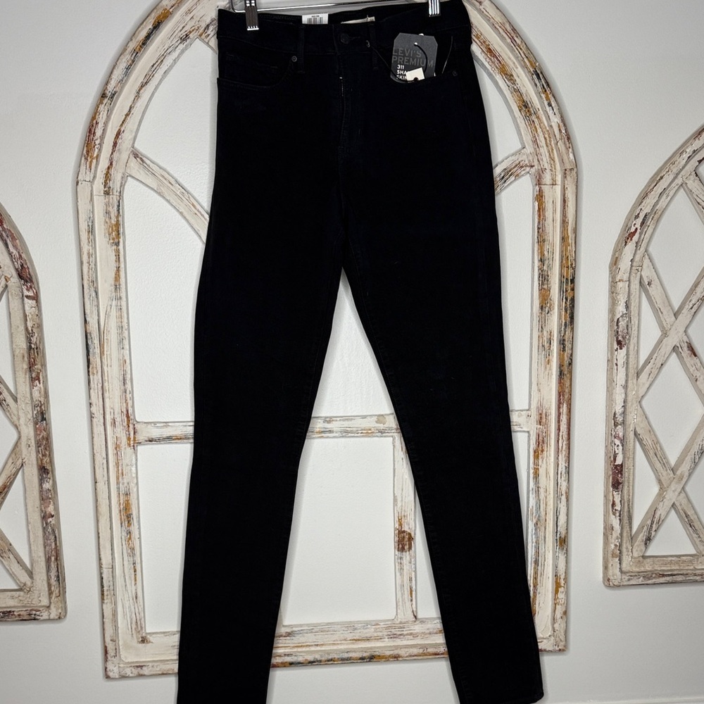 Levi's 311 Women's Black Shaping Skinny Jeans - Picture 1 of 7